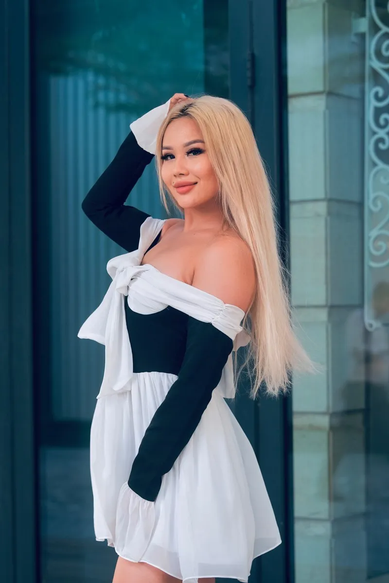 Lalisa escort in Berlin