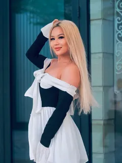 Lalisa escort in Berlin