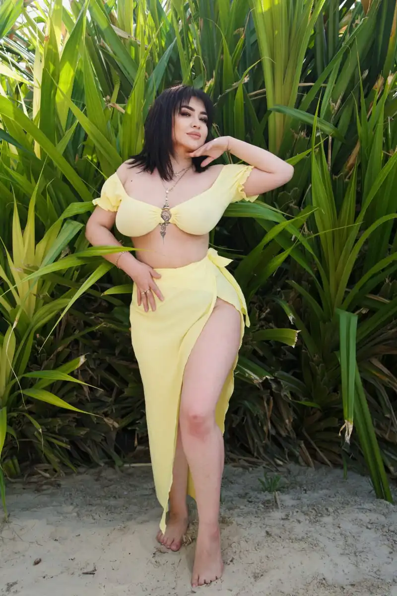 Lalla escort in Nuremberg