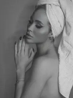 Lana   escort in Hamburg