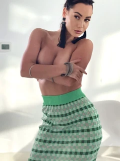 Lara escort in Cologne