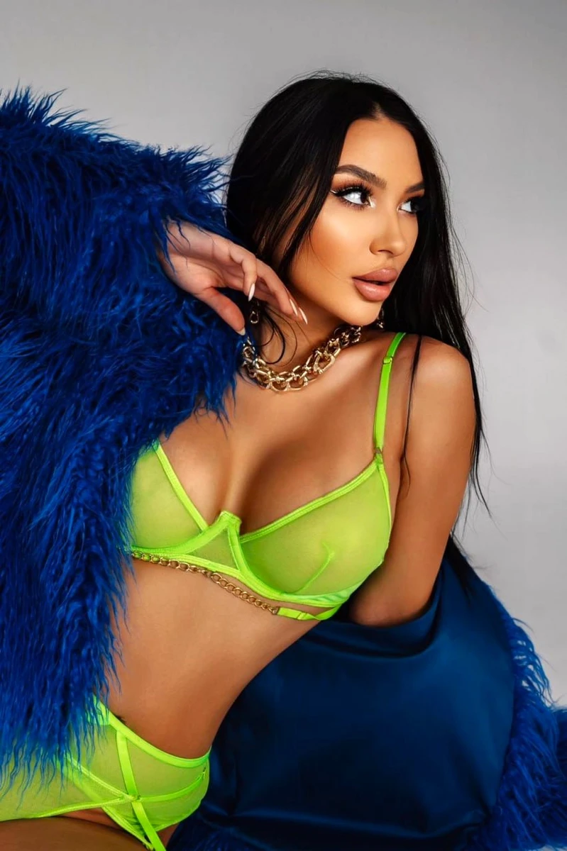 Lila escort in Hamburg