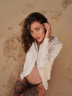 Lilia escort in Dresden