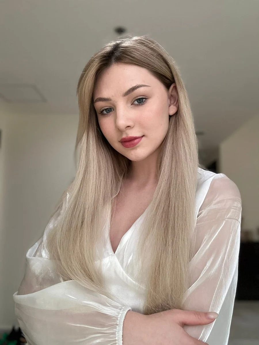 Luna escort in Regensburg