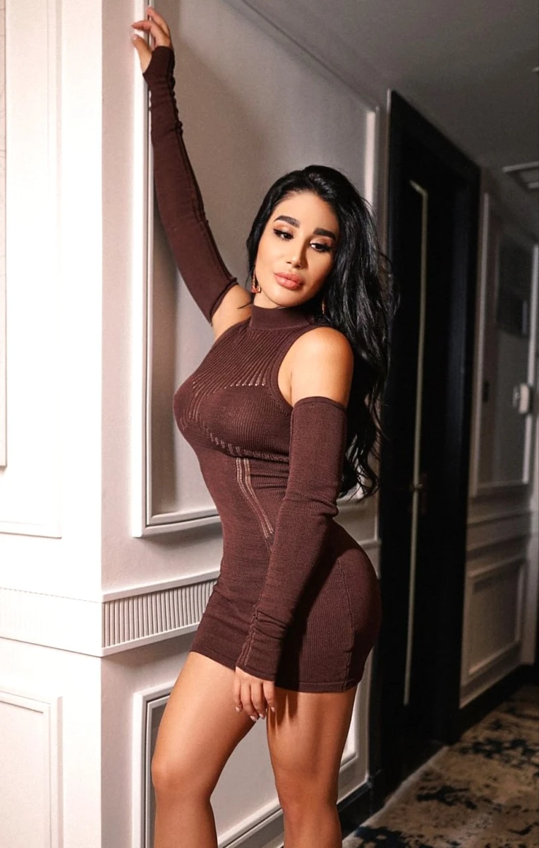 Mariyam escort in Düsseldorf