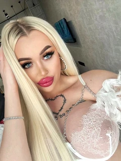 Marta escort in Frankfurt