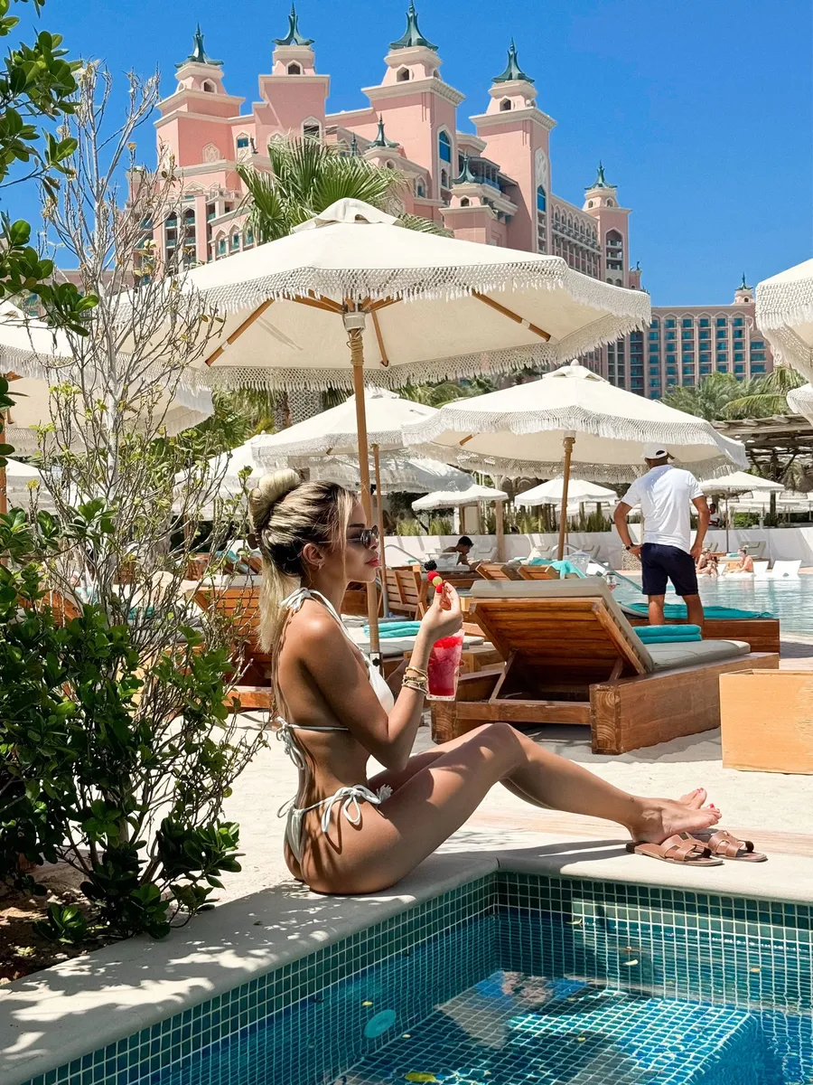 Martina escort in Regensburg