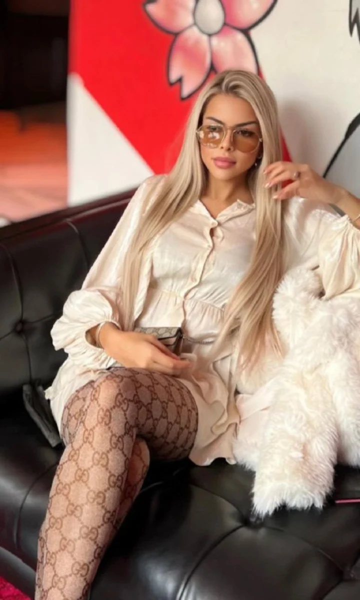 Martina escort in Regensburg