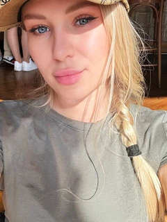 Melany escort in Dresden