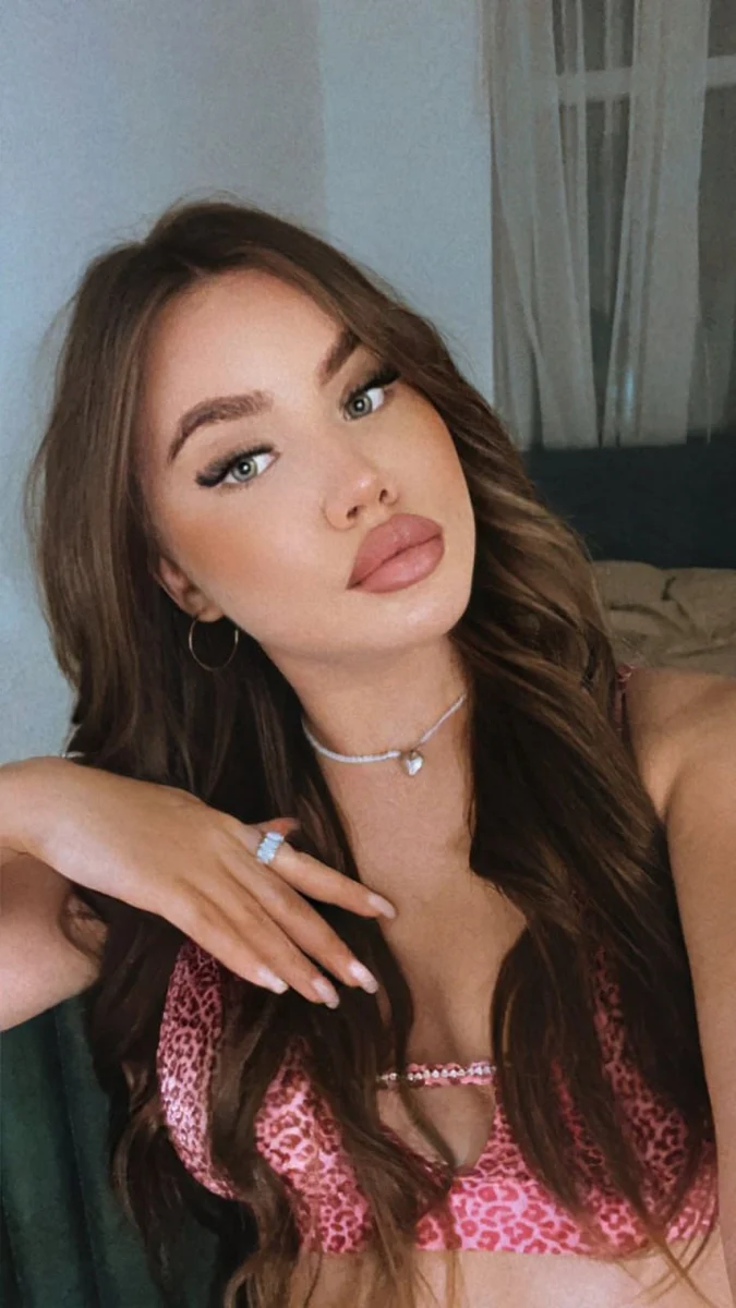 Milana escort in Frankfurt