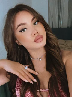 Milana escort in Frankfurt