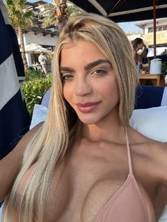 Milenna escort in Berlin