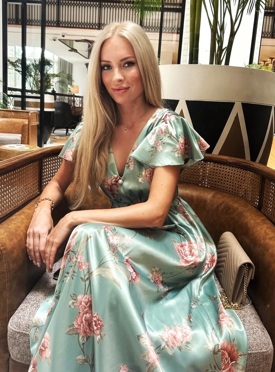 Mira escort in Frankfurt