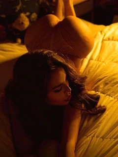 Mira escort in Hamburg