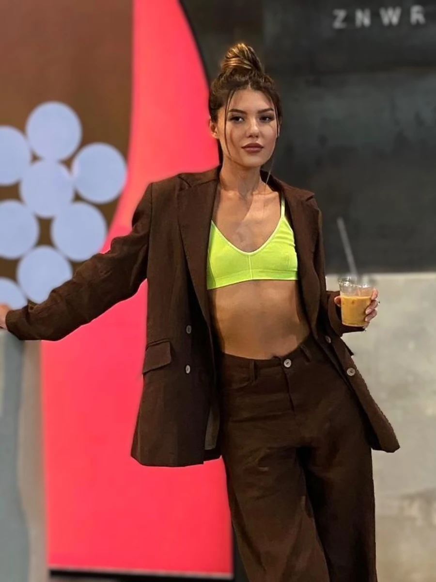 Miya escort in Dresden