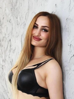 Monika escort in Düsseldorf