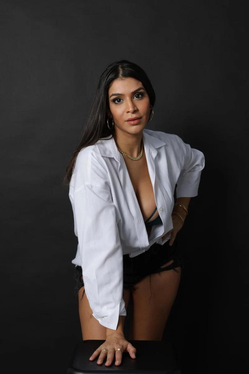 Nayla escort in Regensburg