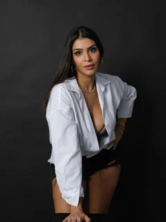 Nayla escort in Regensburg