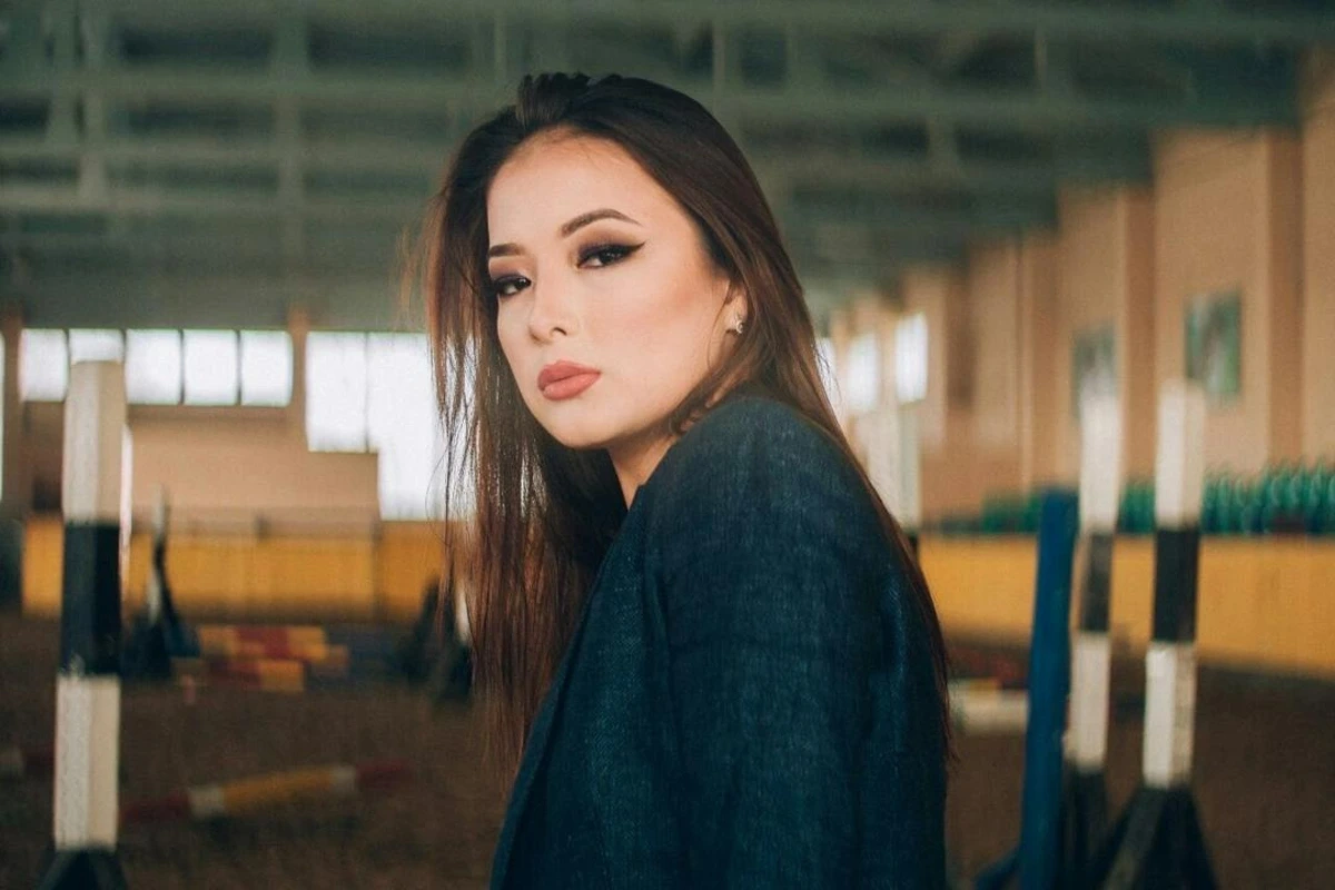 Nelly escort in Bremen