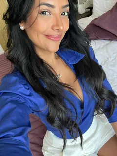 Nina escort in Berlin