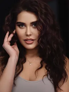 Nona escort in Frankfurt