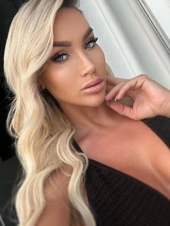 Norina escort in Regensburg