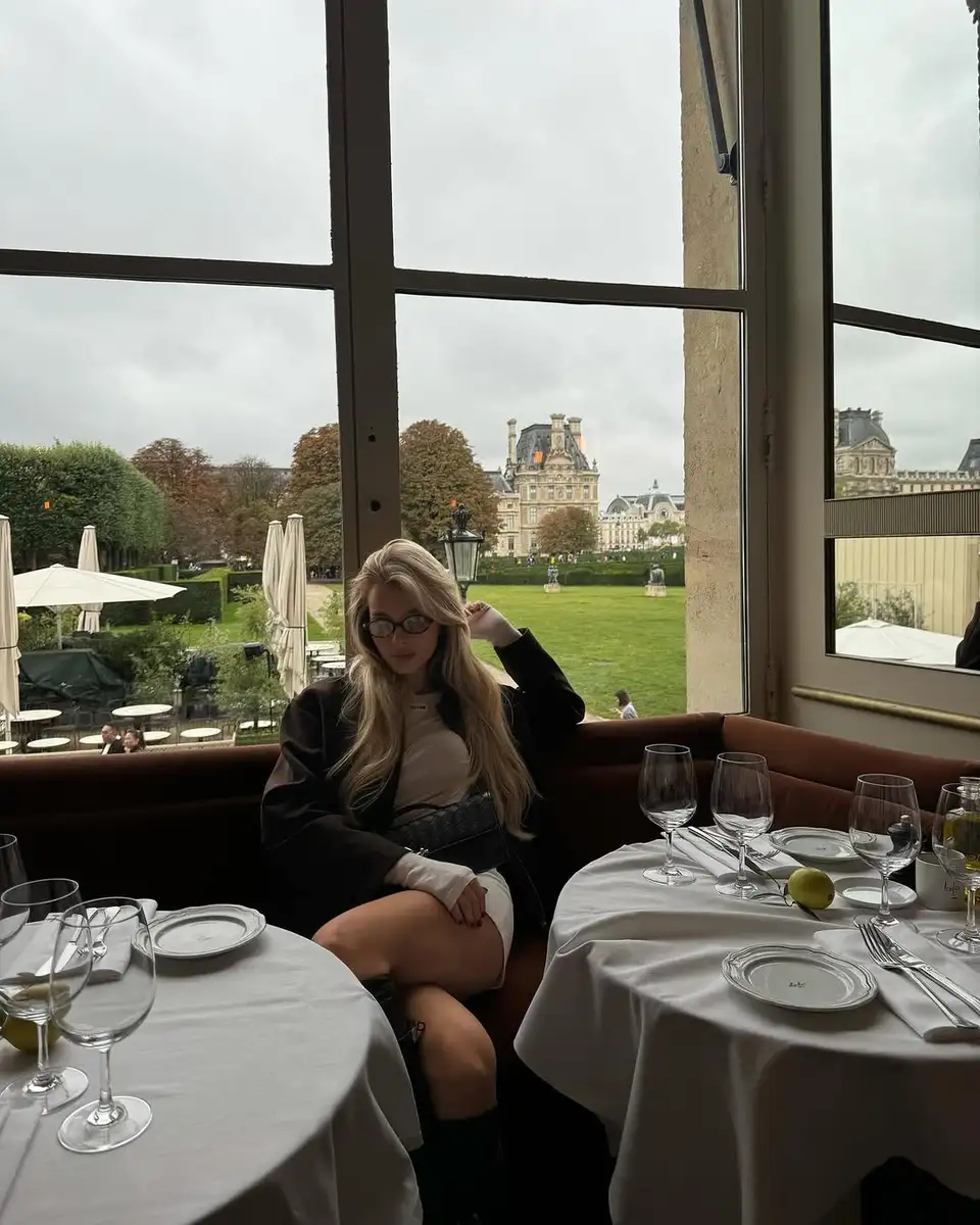 Olivia escort in Berlin