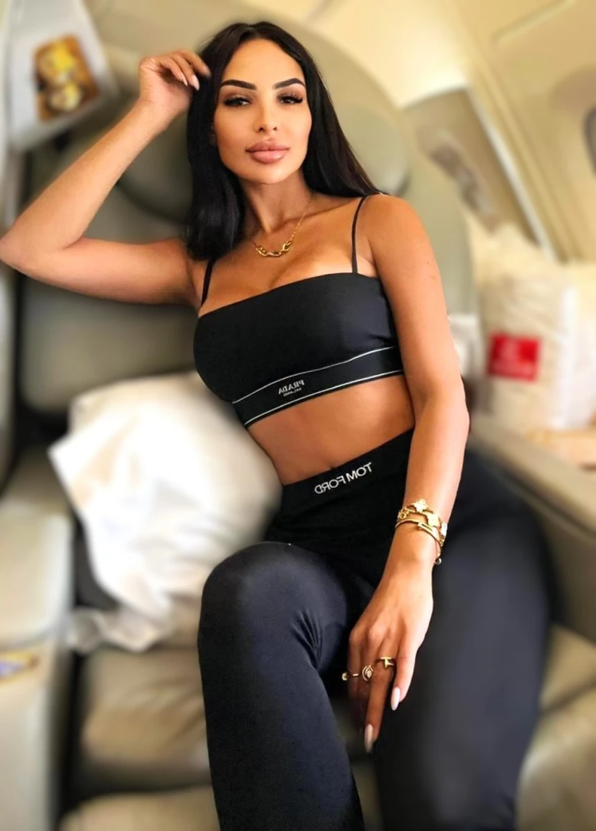 Pamela escort in Frankfurt