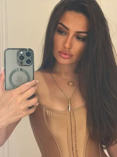 Rose escort in Nuremberg