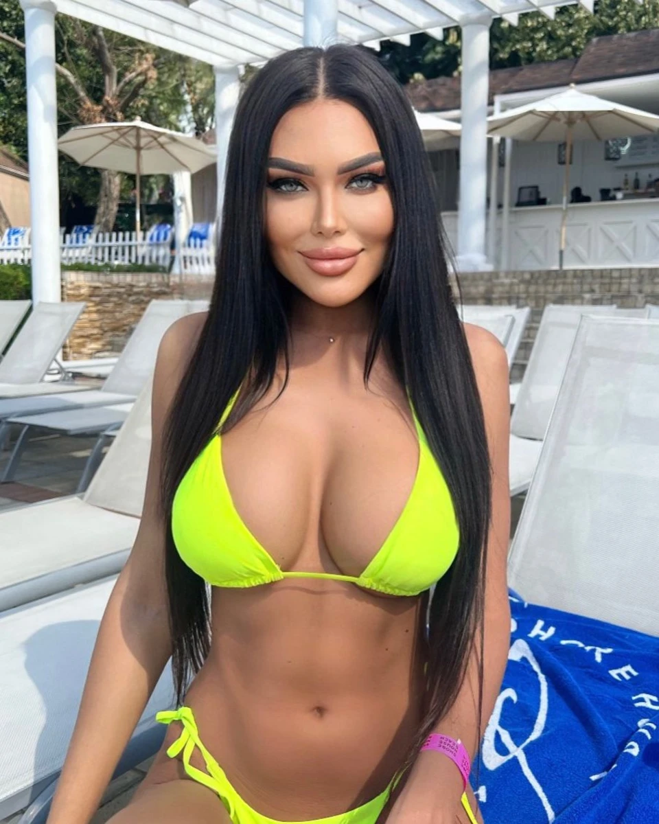 Sabina escort in Cologne