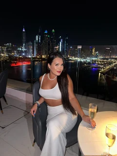 Salma escort in Hanover