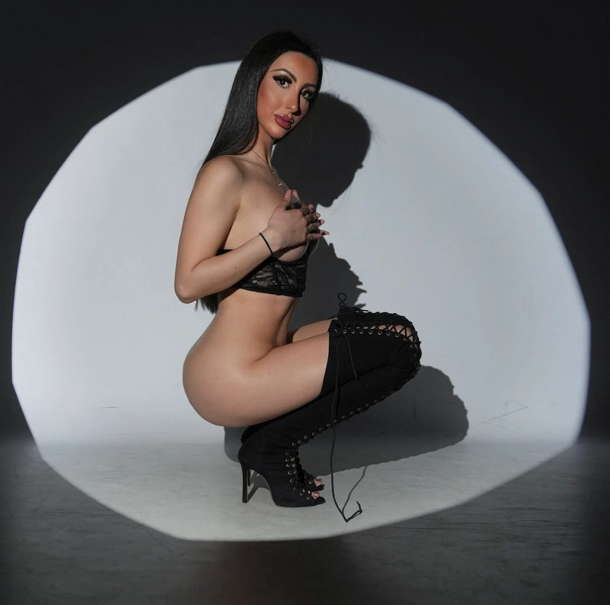 Sarah escort in Hanover