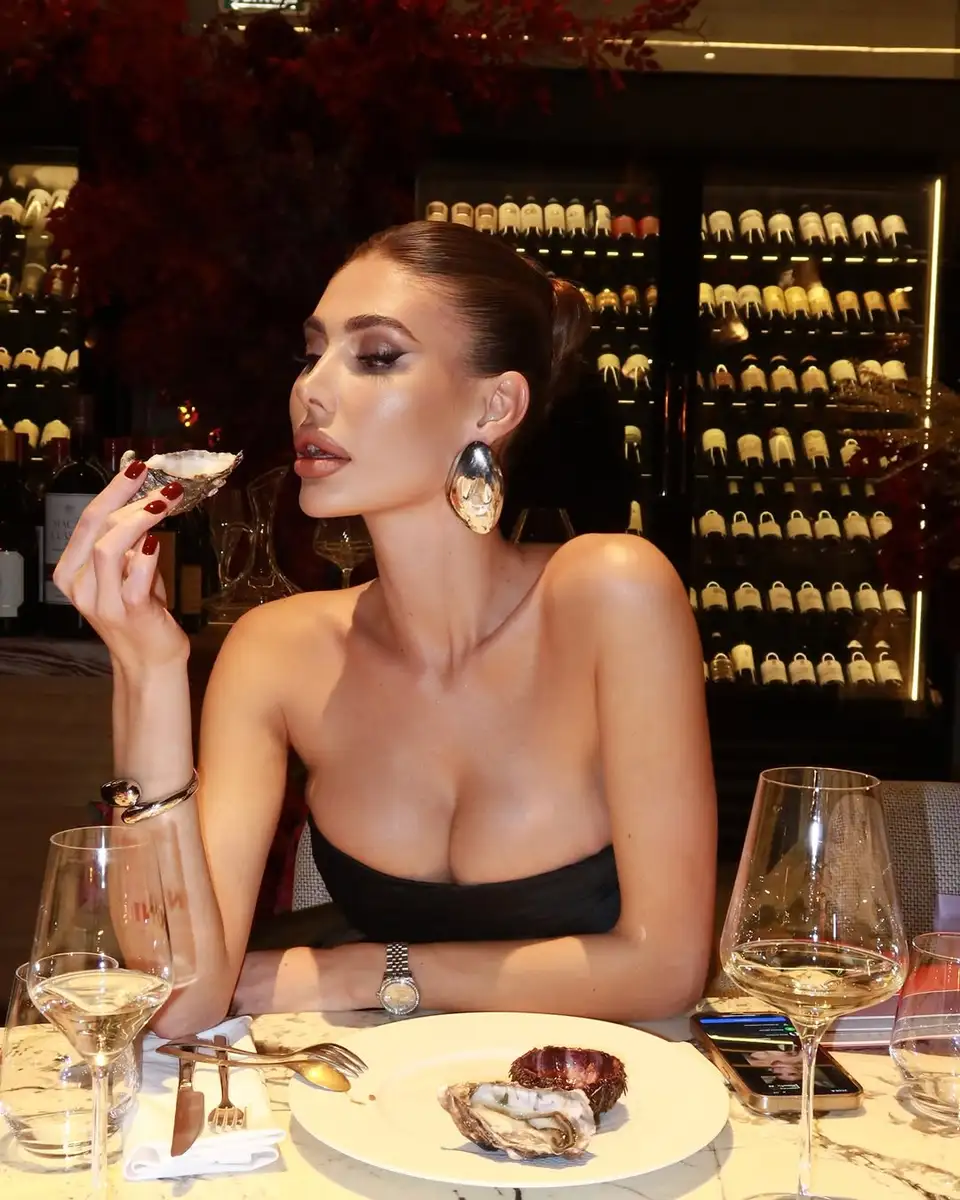 Seraphina escort in Berlin