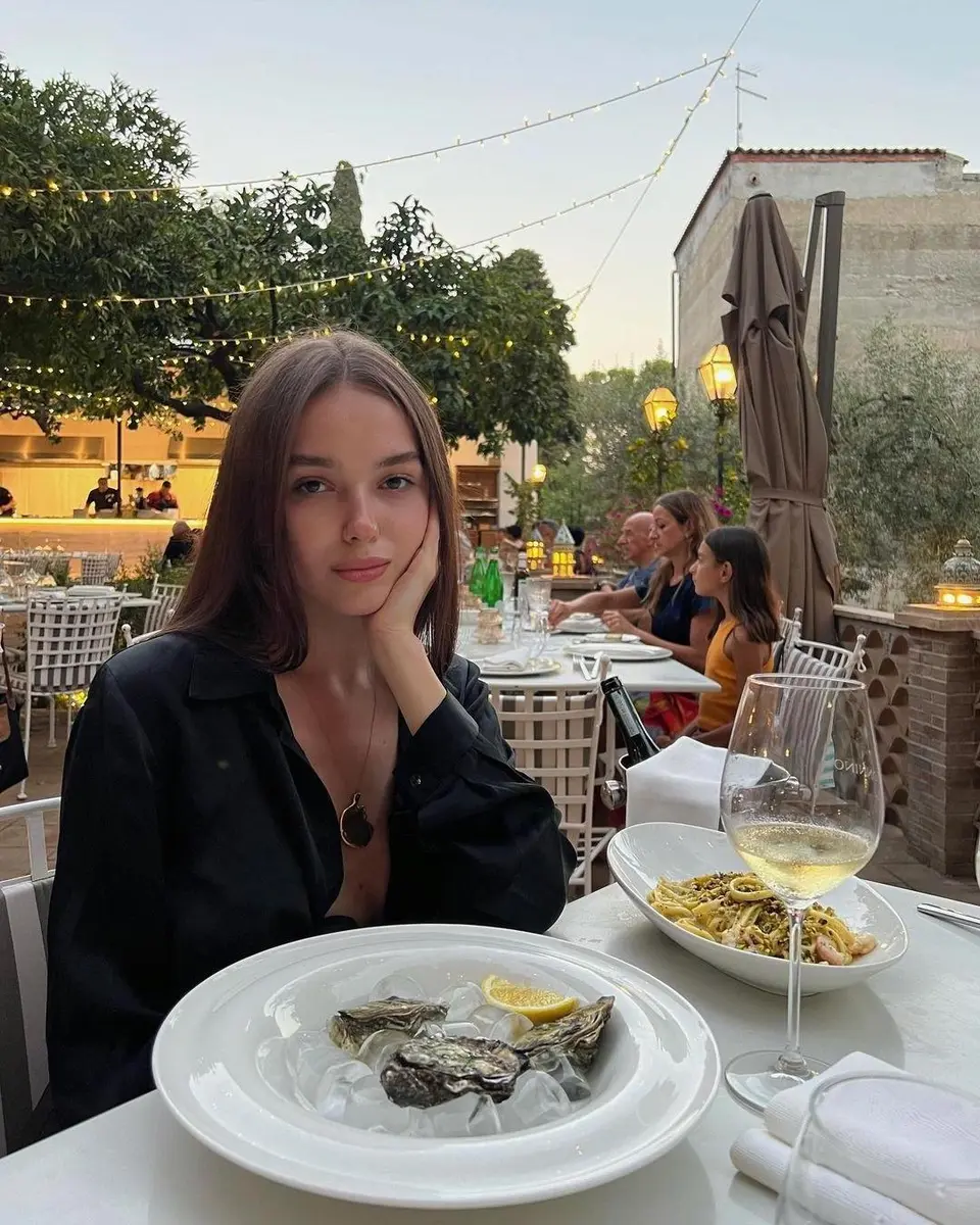 Shelby escort in Munich