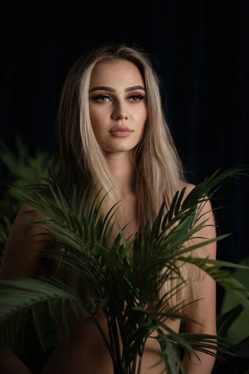 Solenne escort in Stuttgart