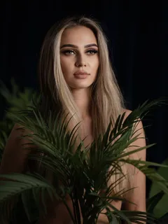 Solenne escort in Stuttgart