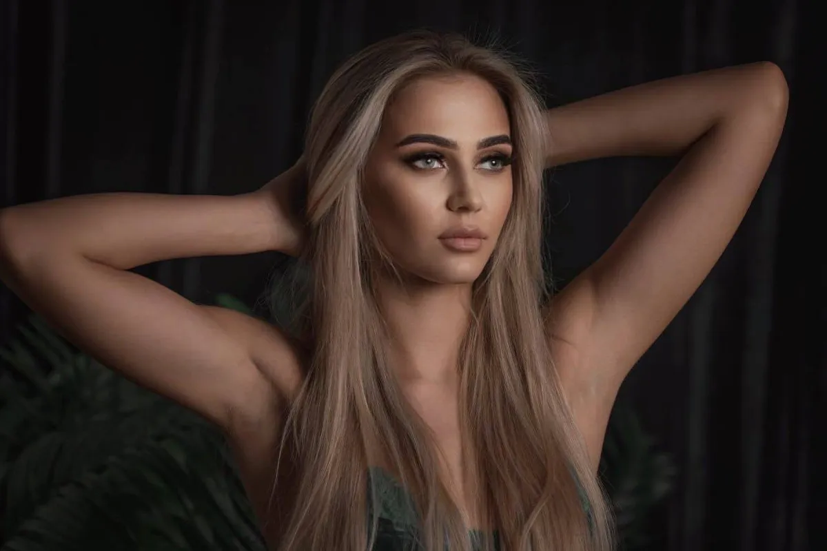 Solenne escort in Stuttgart