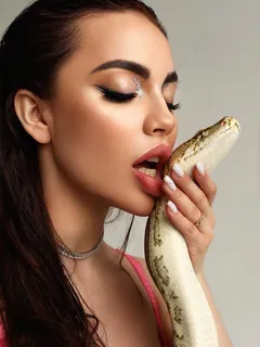 Thalia escort in Stuttgart