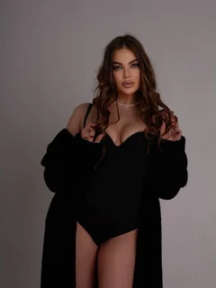 Thyra escort in Stuttgart