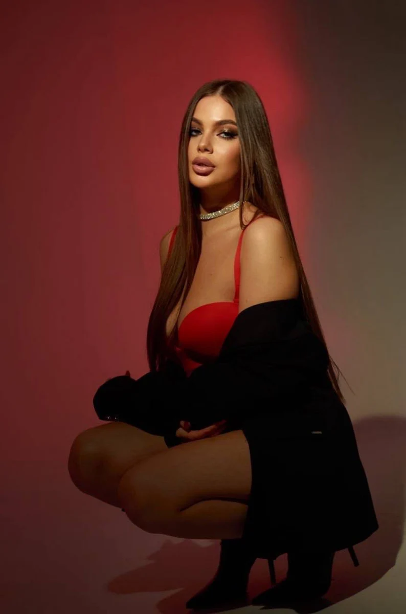 Thyra escort in Stuttgart