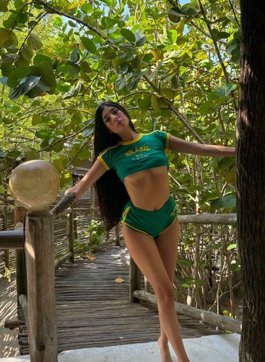 Valentina escort in Hanover