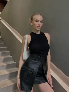 Zinnia escort in Berlin